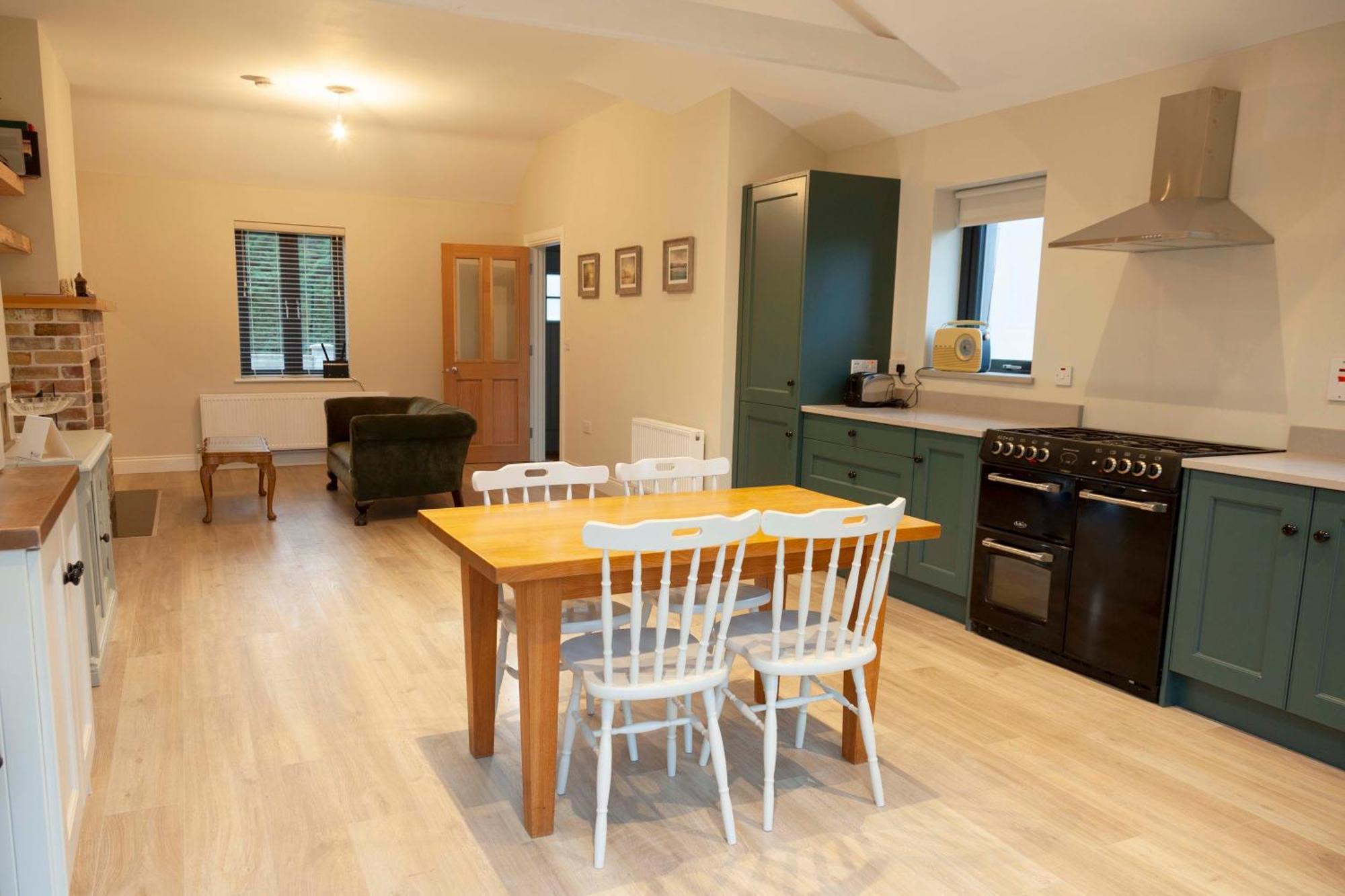 Lavender Cottage - 2 Bedroom Home Newbridge  Extérieur photo